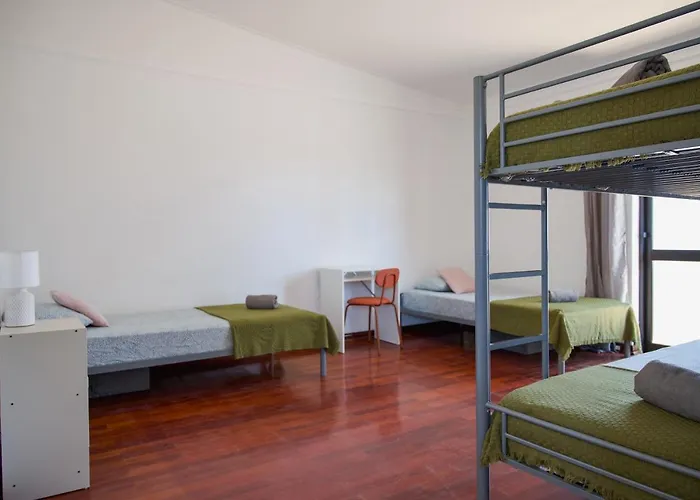 Bed & Breakfast Wakeup *