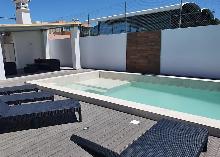 Bed & Breakfast Wakeup *